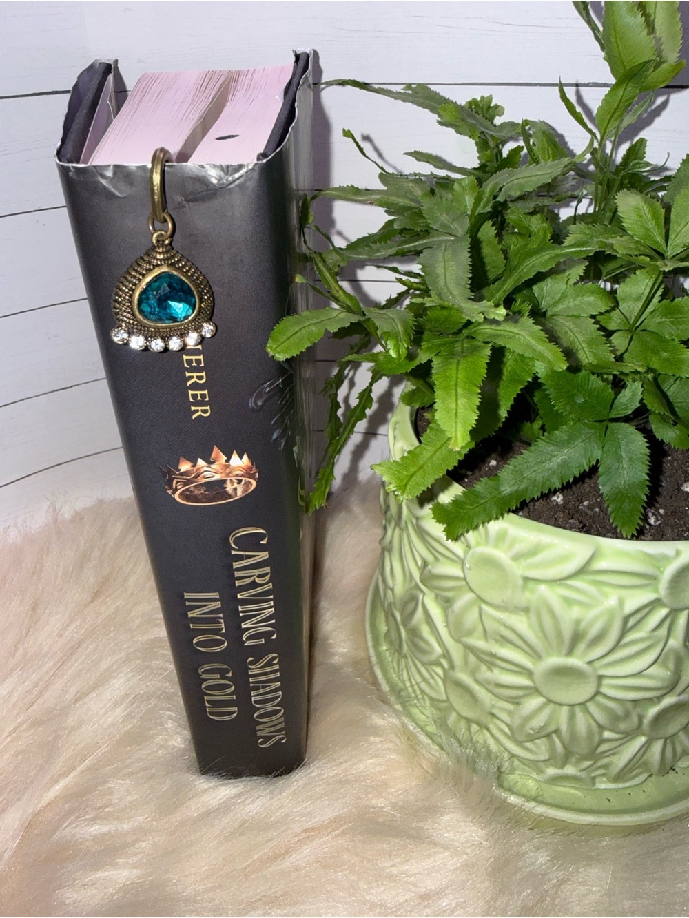 Teardrop Blue Gem Charm Bookmark